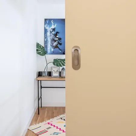 Vakantiehuis Guestready - Colourful And Modern Lxfactory Lissabon
